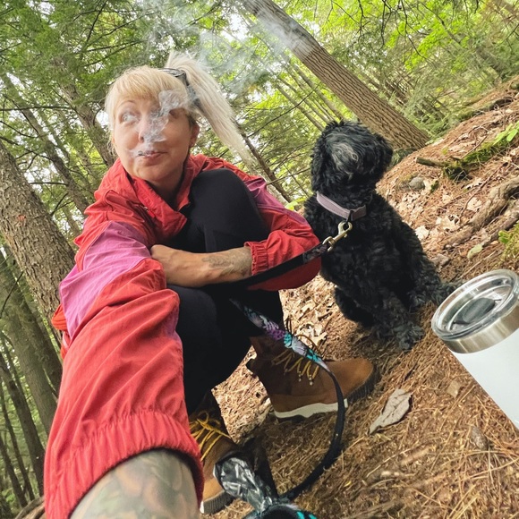 🍋Meet your Posher: Kait🍋 - Picture 4 of 6